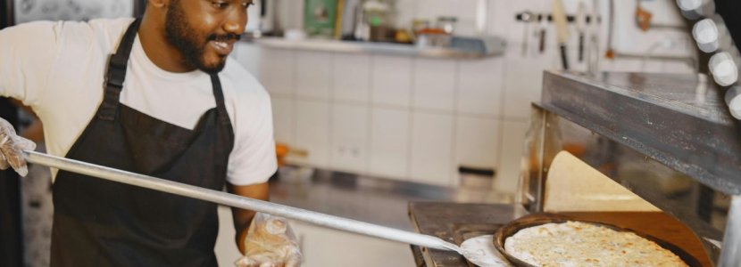 Can a Good POS Help Your Pizzeria Retain Employees?